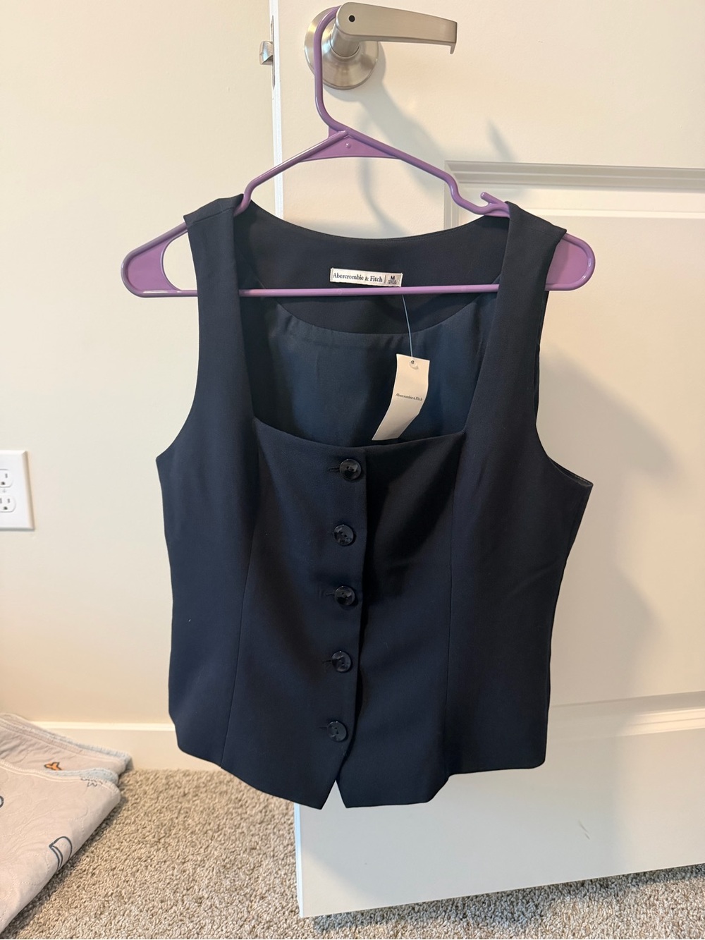 Abercrombie & Fitch black Button-Front Women's Vest Top